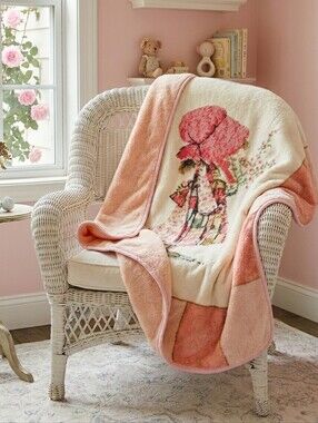 Vtg‎ Holly Hobbie Mink Plush Throw Nursery Blanket Sunbonnet Kawaii  Japan 39x54